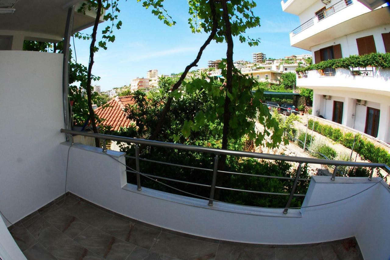 Rafail'S Apartment Sarande Ngoại thất bức ảnh