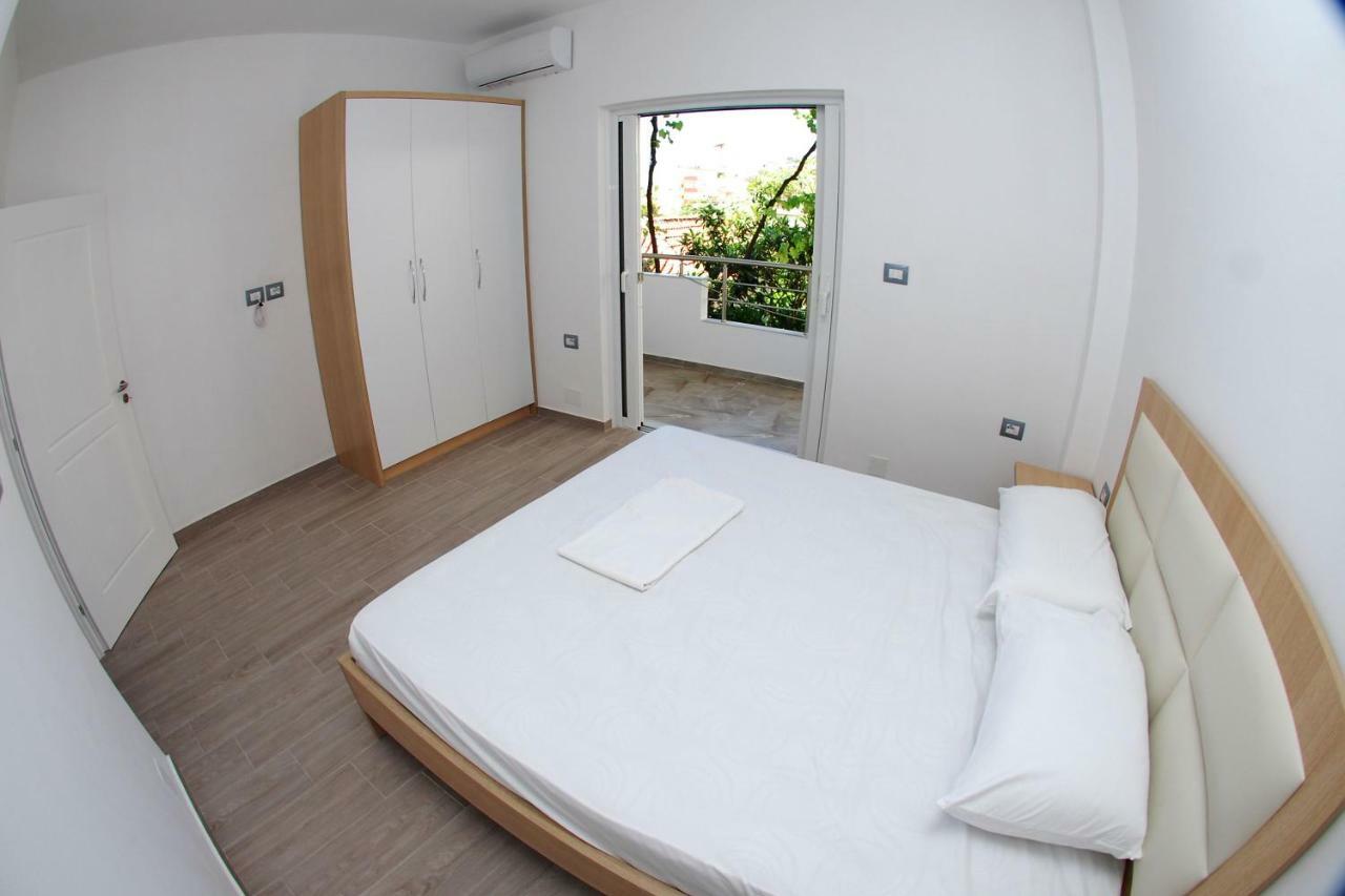 Rafail'S Apartment Sarande Ngoại thất bức ảnh